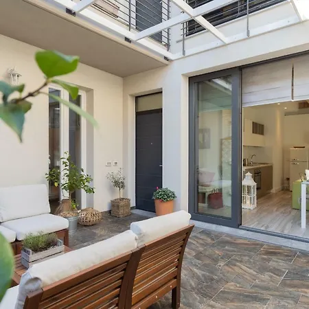 Apartamento White With Private Terrace By Rent All Como